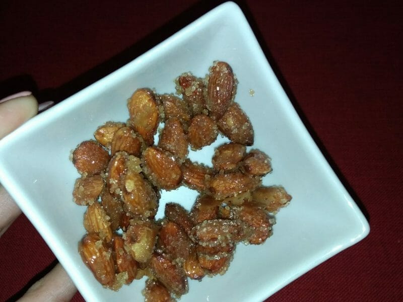 Cliquez pour zoomer ! Amandes grillées à la cannelle et au miel Thermomix par hugomia