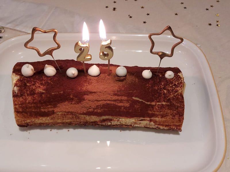 Cliquez pour zoomer ! Bûche Tiramisu Thermomix par Isa Rbn