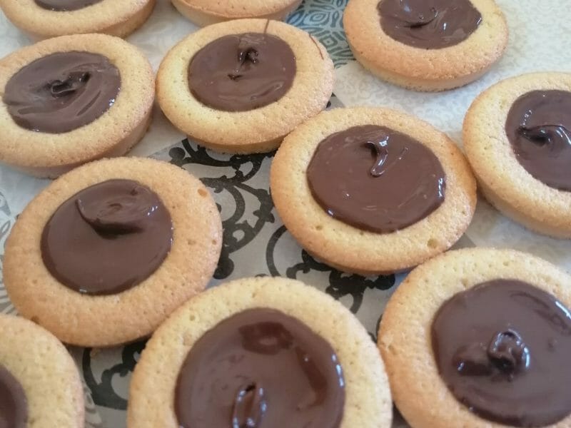 Cliquez pour zoomer ! Barquettes au chocolat Thermomix par sarah_449