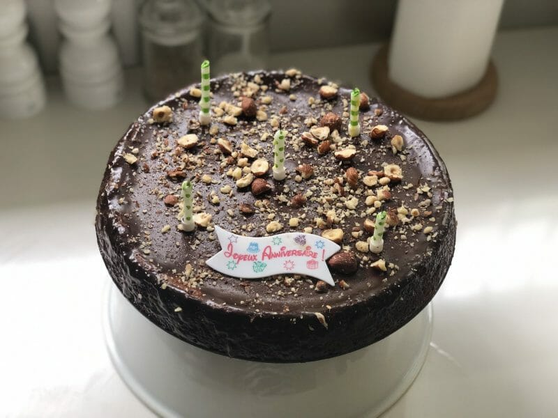 Cliquez pour zoomer ! Cake chocolat noisettes fondant Thermomix par Daf