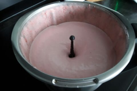 Cliquez pour zoomer ! Mousse de fraises au Thermomix