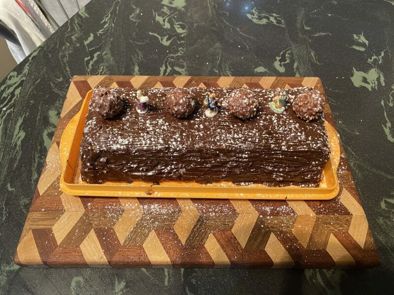 Cliquez pour zoomer ! Bûche Ferrero Rocher Thermomix par Coco3013