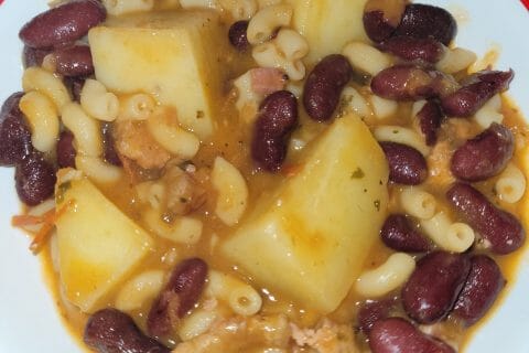 Cliquez pour zoomer ! Soupe aux haricots rouges et coquillettes Thermomix par pauline_538