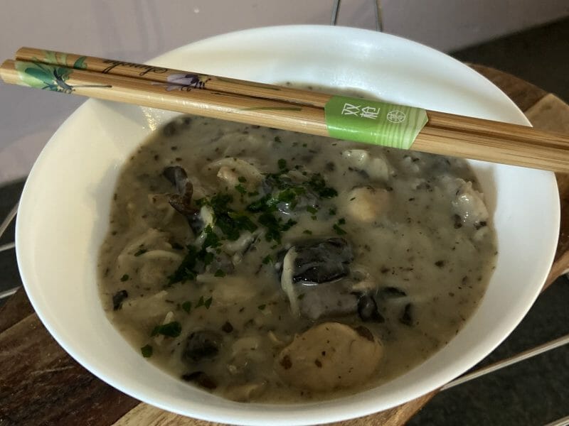 Cliquez pour zoomer ! Soupe au poulet et champignons Thermomix par celine_874