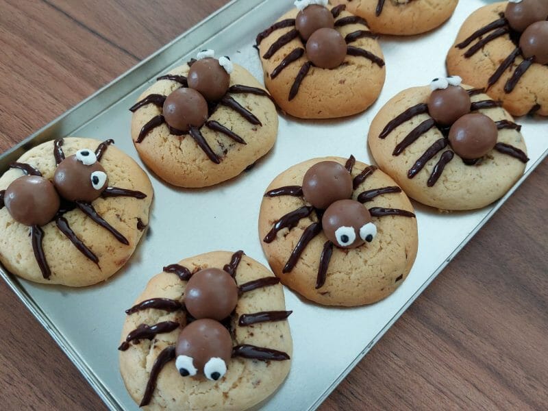 Cliquez pour zoomer ! Spider cookies – cookies araignées Thermomix par Catla67