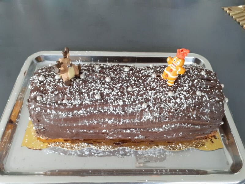 Cliquez pour zoomer ! Bûche Ferrero Rocher Thermomix par amelie_341