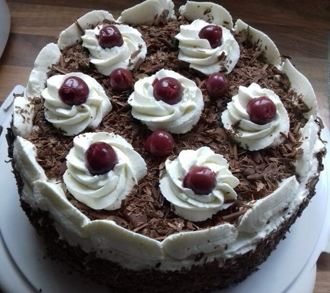 Cliquez pour zoomer ! Bûche forêt noire Thermomix par brunette62