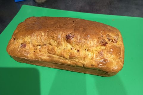 Cliquez pour zoomer ! Cake salé jambon fromage et olives Thermomix par valnath09