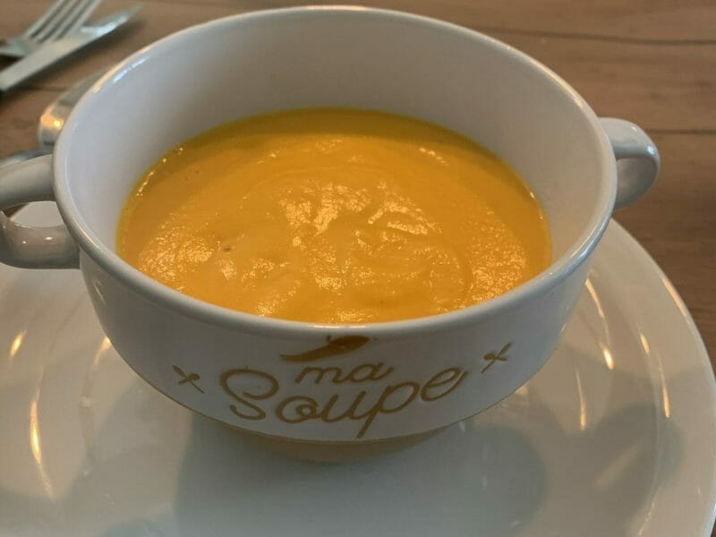 Cliquez pour zoomer ! Velouté de carottes et poivrons rouges Thermomix par elodie_786