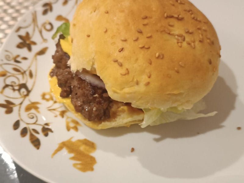 Cliquez pour zoomer ! Pains hamburger Thermomix par Savarina