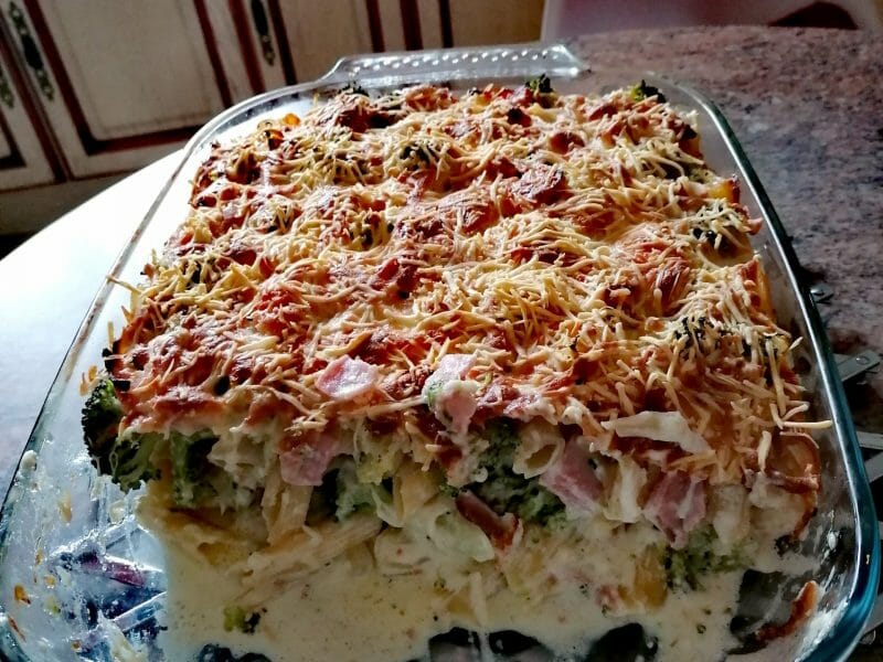 Cliquez pour zoomer ! Gratin de pâtes au brocoli Thermomix par chachaflo