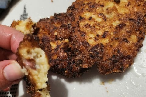 Cliquez pour zoomer ! Galettes de chou-fleur et sauce yaourt Thermomix par celine_57050