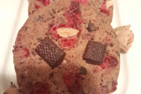 Cliquez pour zoomer ! Cookies aux éclats de pralines roses et pépites de chocolat Thermomix par zozofat