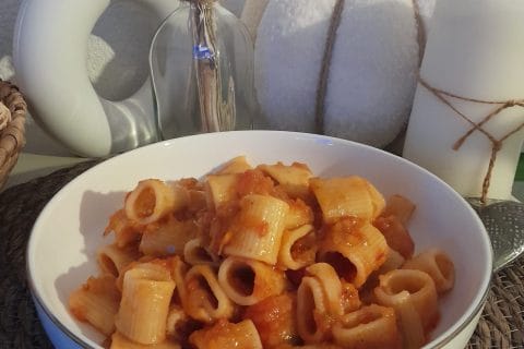 Cliquez pour zoomer ! Rigatoni façon bolognaise à la saucisse de Morteau Thermomix par zozofat