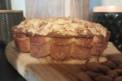 Cliquez pour zoomer ! Gâteau façon croissant aux amandes Thermomix par zozofat