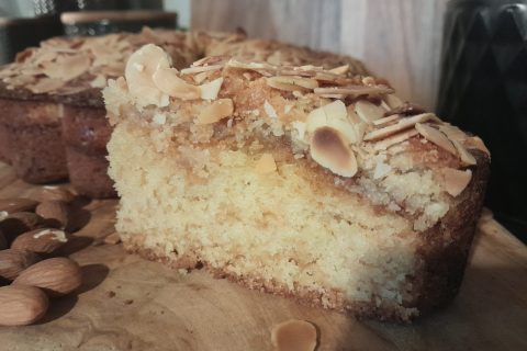 Cliquez pour zoomer ! Gâteau façon croissant aux amandes Thermomix par zozofat