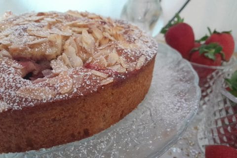 Cliquez pour zoomer ! Gâteau amandes et fruits rouges Thermomix par zozofat