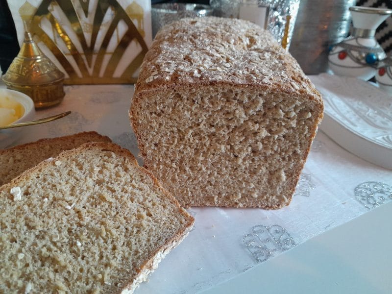 Cliquez pour zoomer ! Pain aux flocons d’avoine et au miel Thermomix par zozofat