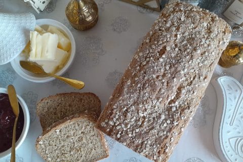 Cliquez pour zoomer ! Pain aux flocons d’avoine et au miel Thermomix par zozofat