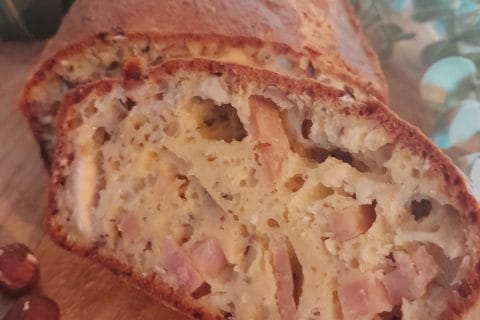 Cliquez pour zoomer ! Cake chèvre, noisettes et lardons Thermomix par zozofat