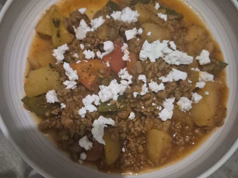 Cliquez pour zoomer ! Boeuf aux poivrons et pommes de terre Thermomix par sisifranck