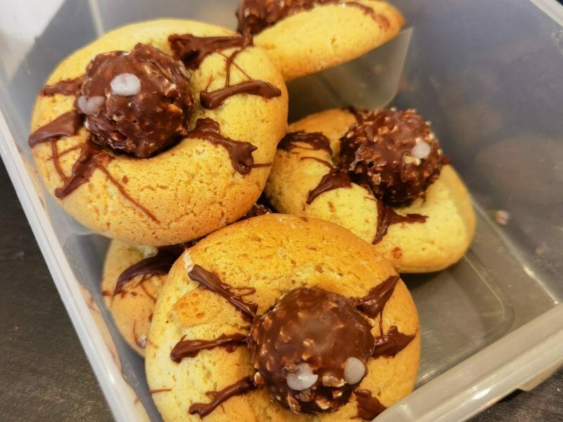 Cliquez pour zoomer ! Spider cookies – cookies araignées Thermomix par stephanie7