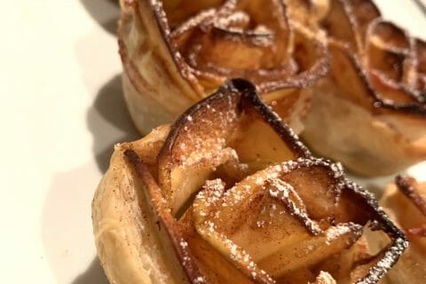 Cliquez pour zoomer ! Roses feuilletées aux pommes Thermomix par Natacha