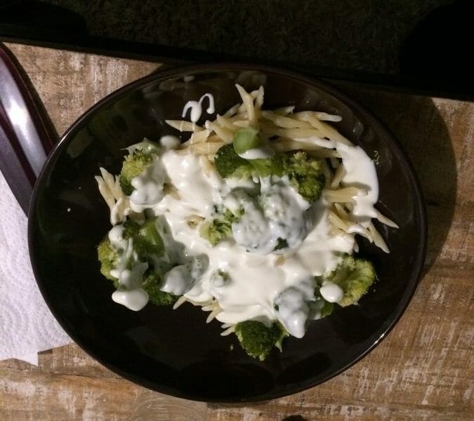 Cliquez pour zoomer ! Brocolis sauce roquefort Thermomix par Marion67390