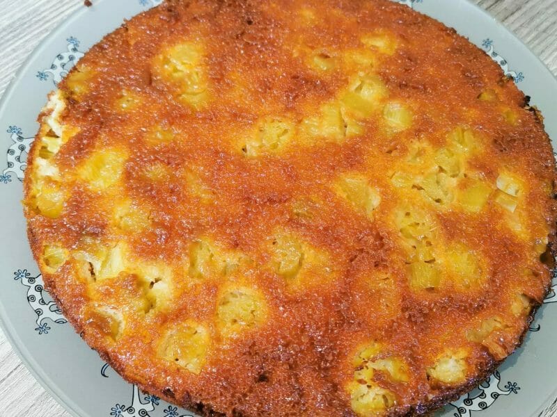 Cliquez pour zoomer ! Gâteau renversé à la rhubarbe et caramel au beurre salé Thermomix par carine_152