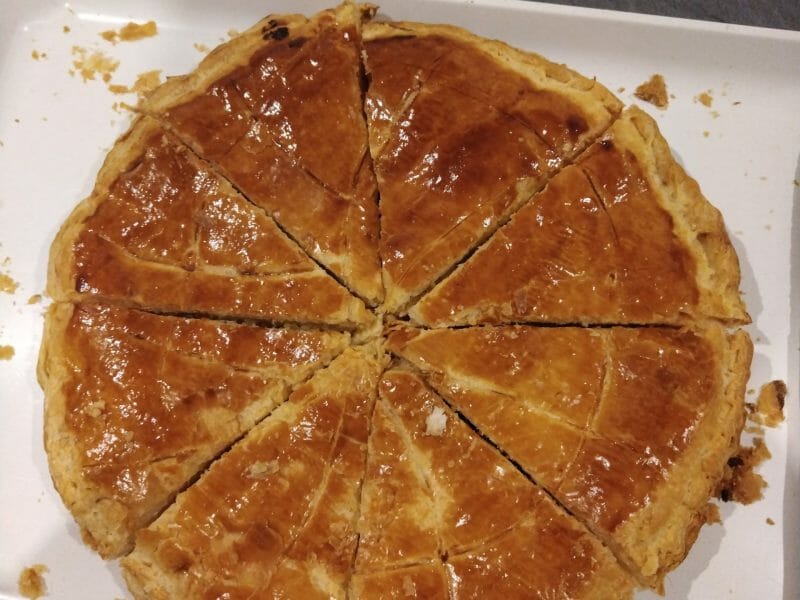 Cliquez pour zoomer ! Galette des rois à la frangipane Thermomix par nadege_152