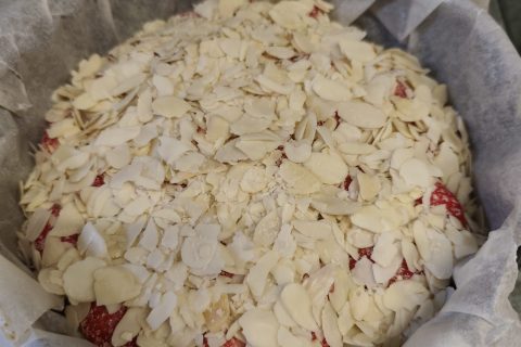 Cliquez pour zoomer ! Gâteau amandes et fruits rouges Thermomix par pnat33