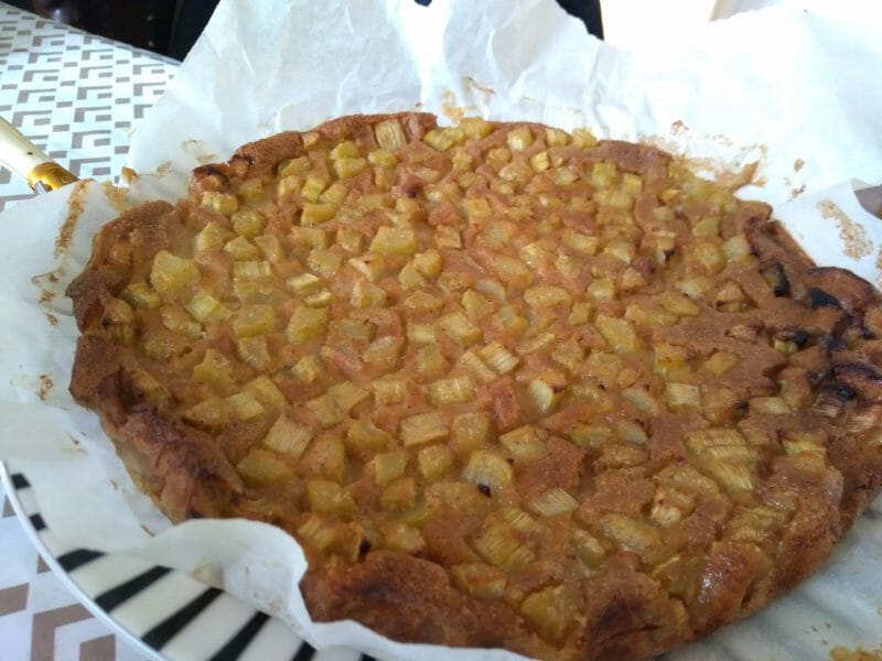 Cliquez pour zoomer ! Clafoutis à la rhubarbe Thermomix par Emmalac