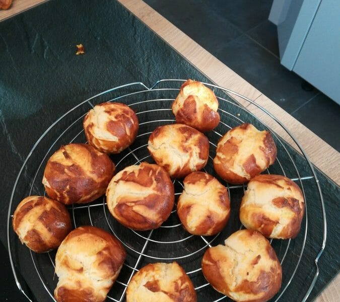 Cliquez pour zoomer ! Mauricette – Petits pains alsaciens Thermomix par Coxxinhell