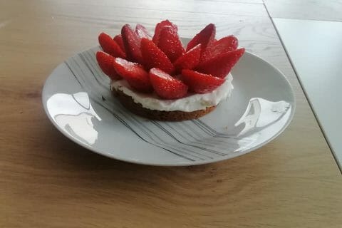 Cliquez pour zoomer ! Tarte aux fraises sans cuisson Thermomix par @beatrice50