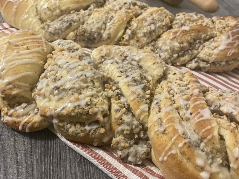 Cliquez pour zoomer ! Brioche tressée aux noisettes Thermomix par hajarelha