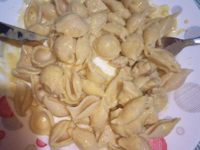 Cliquez pour zoomer ! Blancs de poulet sauce moutarde et curry Thermomix par laetitiaw51