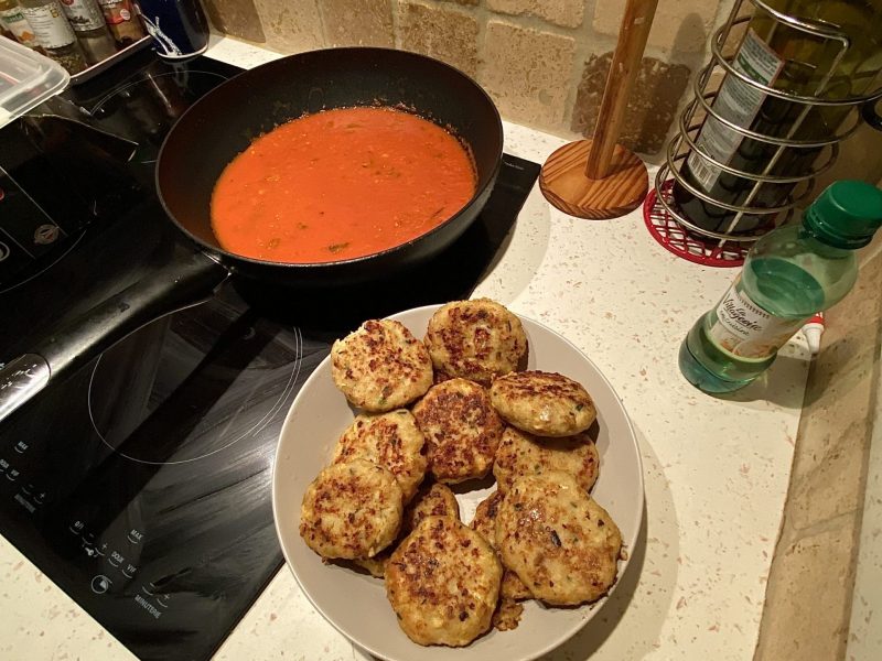 Cliquez pour zoomer ! Croquettes de cabillaud à la sauce tomate Thermomix par lindalulu
