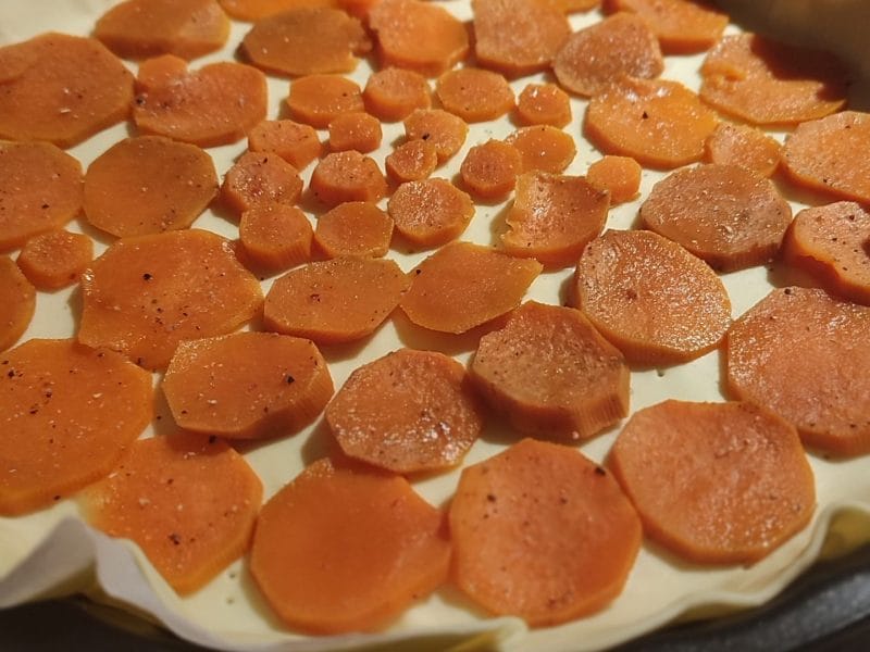 Cliquez pour zoomer ! Tourte aux cuisses de canard confites et champignons Thermomix par dossette