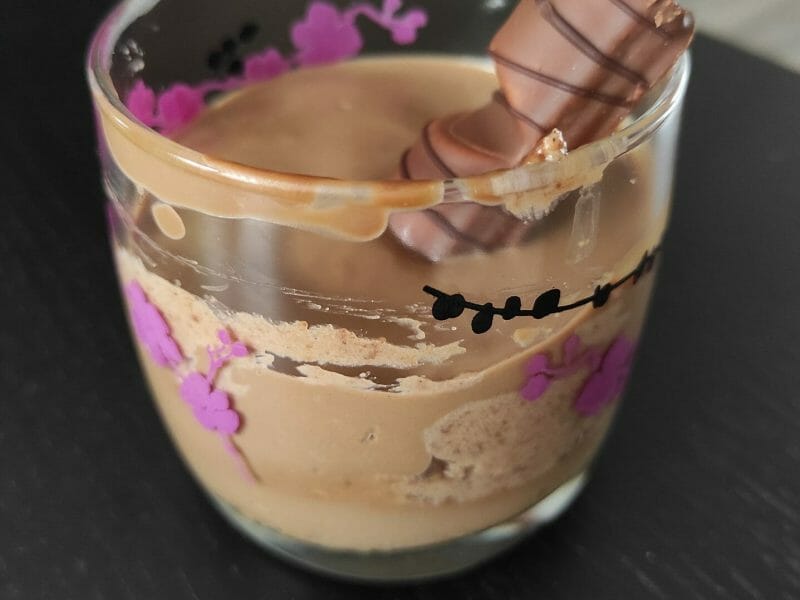 Cliquez pour zoomer ! Crème au Kinder Bueno Thermomix par mllemelo