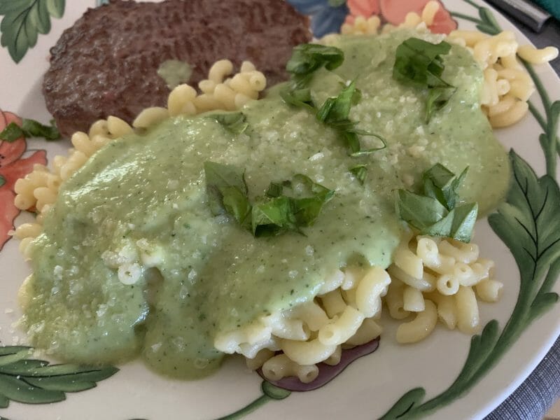 Cliquez pour zoomer ! Farfalle à la crème de courgettes Thermomix par lacathaucoin