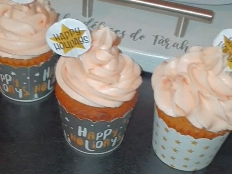 Cliquez pour zoomer ! Cupcakes à la framboise Thermomix par farahyouns