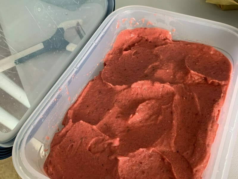 Cliquez pour zoomer ! Glace à la fraise Thermomix par jeannemrcr