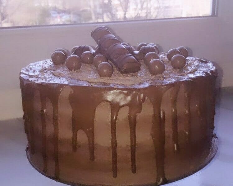 Cliquez pour zoomer ! Layer cake Kinder Bueno Thermomix par madmuazel