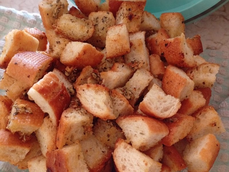 Cliquez pour zoomer ! Croutons à l’ail Thermomix par ninettenette