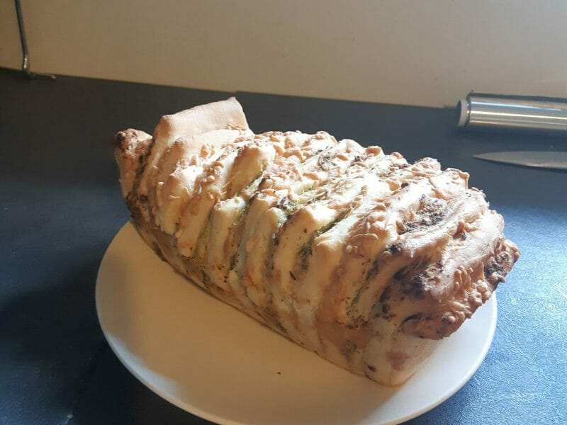 Cliquez pour zoomer ! Pain à l’ail, persil et mozzarella Thermomix par joyciie