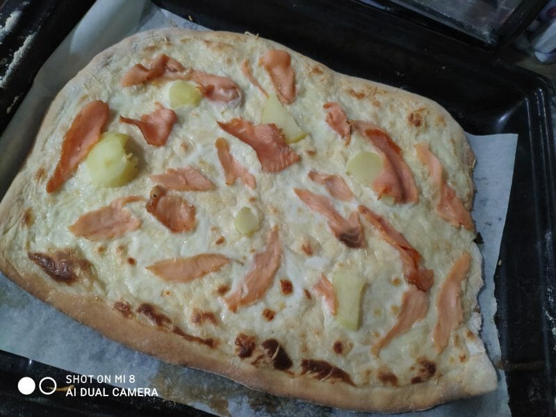 Cliquez pour zoomer ! Pizza au saumon et sauce kiri Thermomix par fannyilm