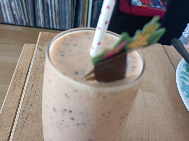 Cliquez pour zoomer ! Milkshake fraise banane Thermomix par kfrinecomore77