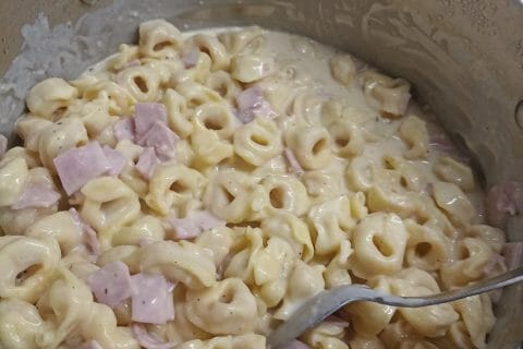 Cliquez pour zoomer ! Tortellini sauce crémeuse au jambon Thermomix par Castor