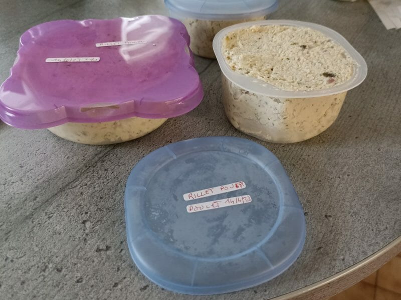 Cliquez pour zoomer ! Rillettes de poulet aux cornichons Thermomix par Castor