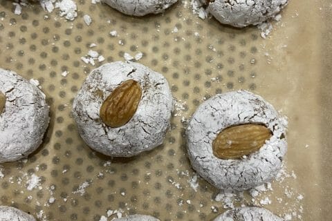 Cliquez pour zoomer ! Ghribas aux noix et amandes Thermomix par Hinata94